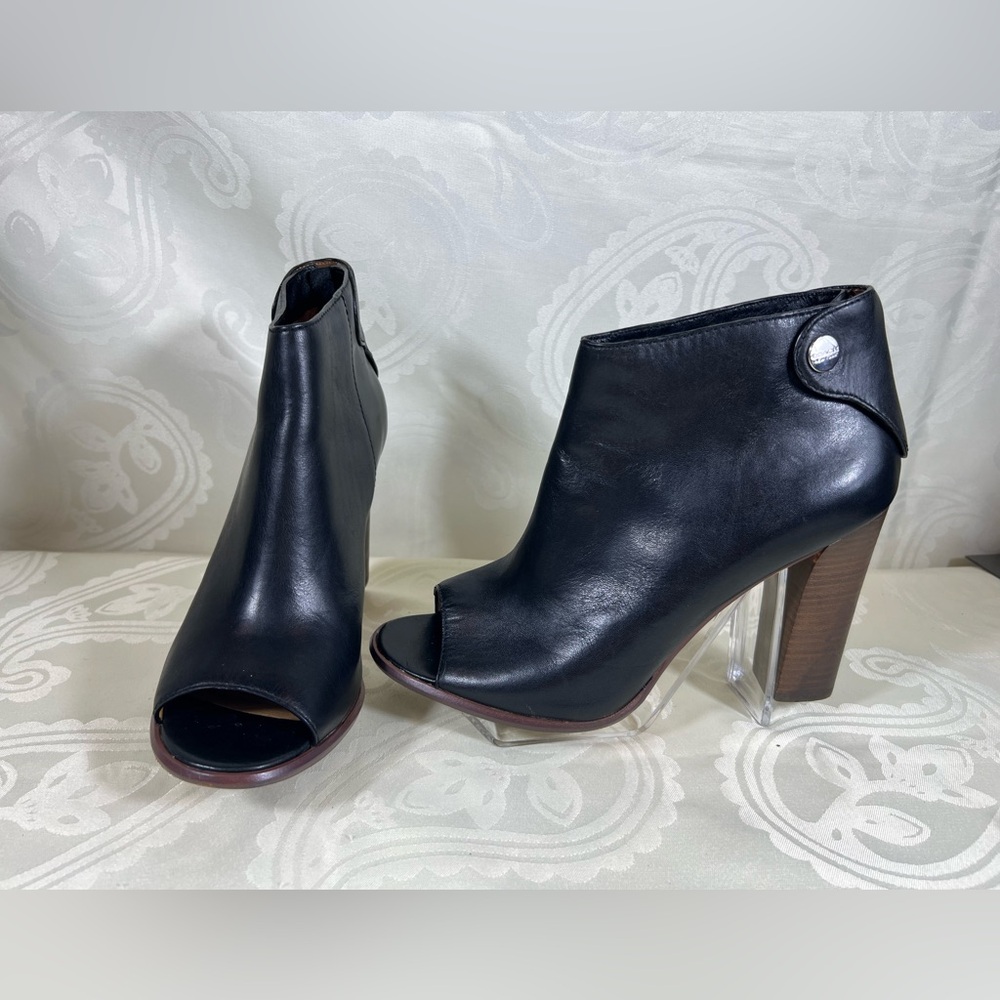 7803: Coach Black Leather Peep Toe Ankle Booties Block Heel Size 9.5B